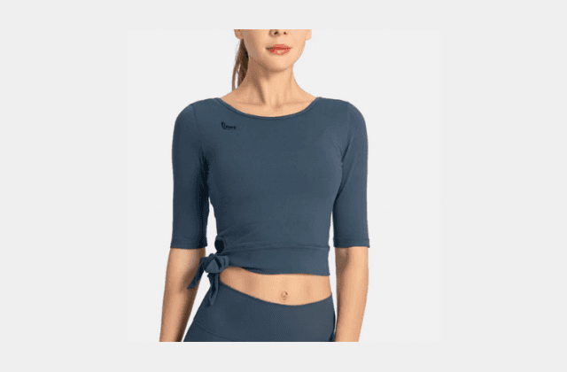 Comfort and Flexibility: Half Sleeve Yoga Women's Suit Guide